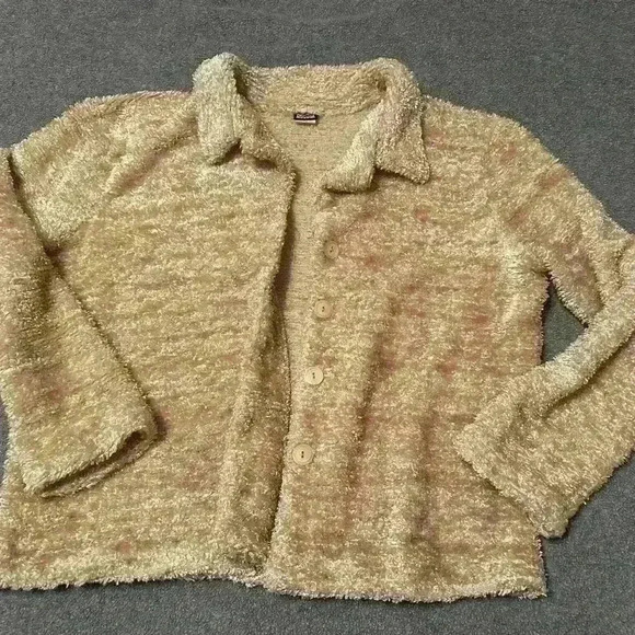 Cozy stella  Elysian USA Button-Up Fuzzy Cardigan - Soft Tan Outer Layer - Picture 1 of 5